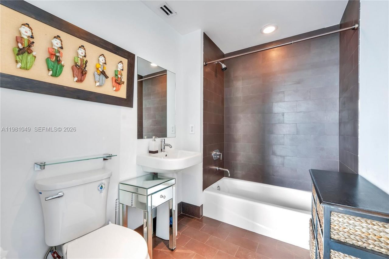 1040 Biscayne Blvd, Unit 3306, Miami, FL 33132 Photo