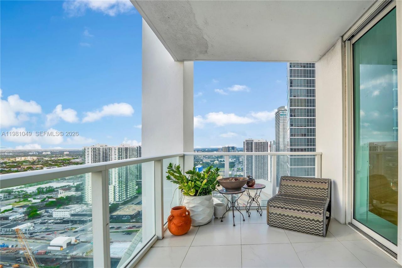 1040 Biscayne Blvd, Unit 3306, Miami, FL 33132 Photo