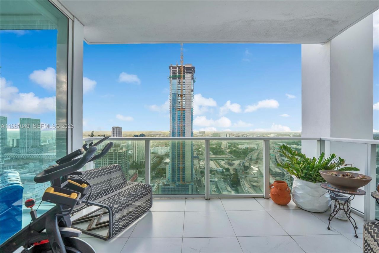 1040 Biscayne Blvd, Unit 3306, Miami, FL 33132 Photo