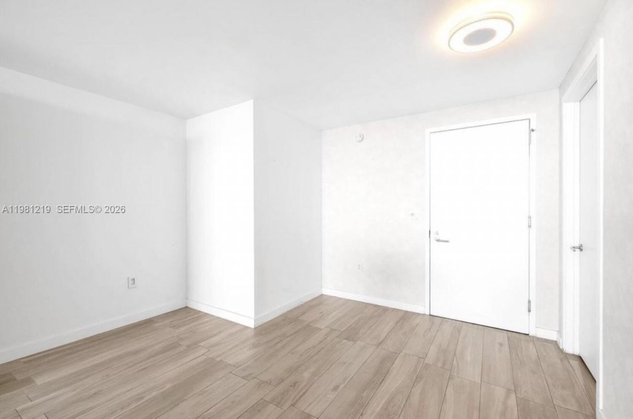 460 NE 28th St , Unit 3907, Miami, FL 33137 Photo