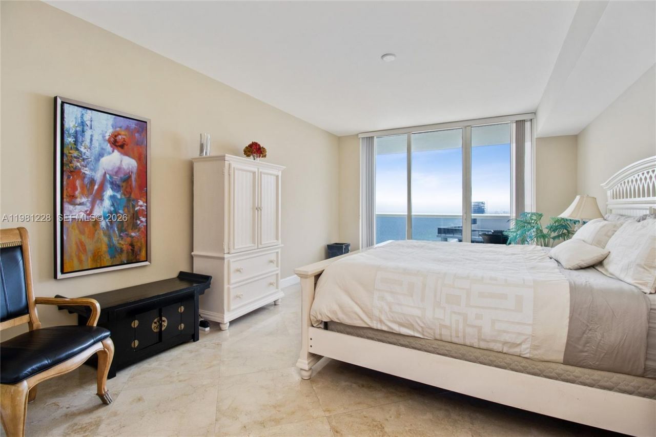 1830 S Ocean Dr, Unit 4606, Hallandale Beach, FL 33009 Photo