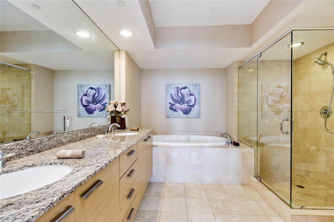 1830 S Ocean Dr, Unit 4606, Hallandale Beach, FL 33009 Photo