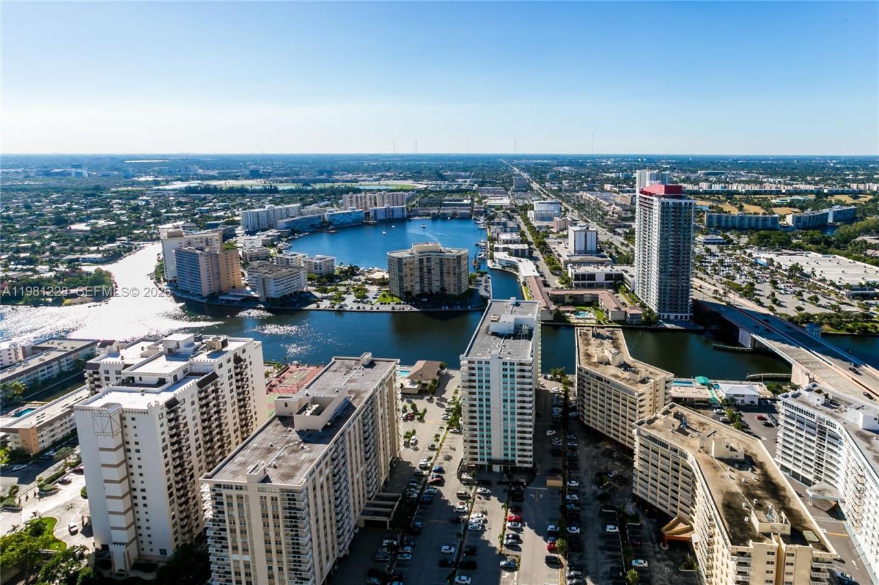 1830 S Ocean Dr, Unit 4606, Hallandale Beach, FL 33009 Photo