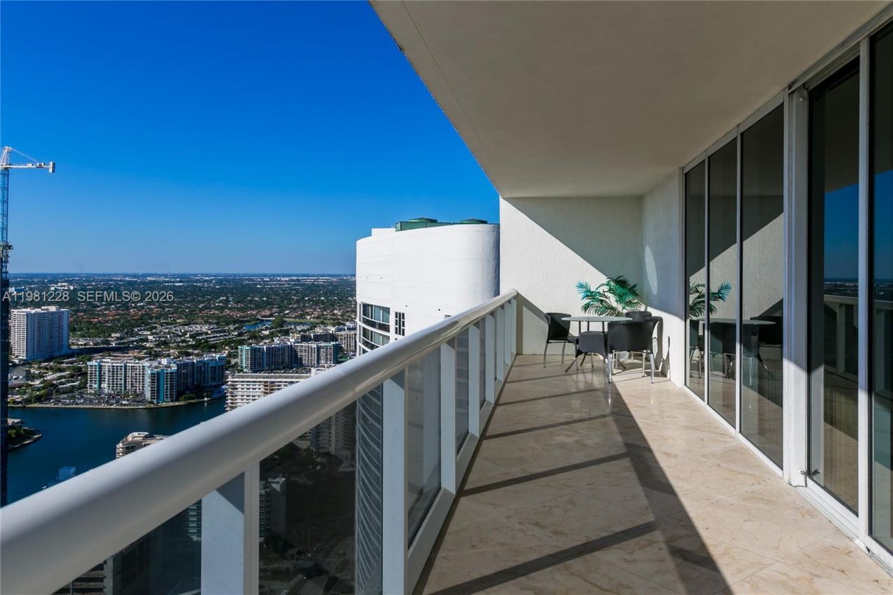 1830 S Ocean Dr, Unit 4606, Hallandale Beach, FL 33009 Photo