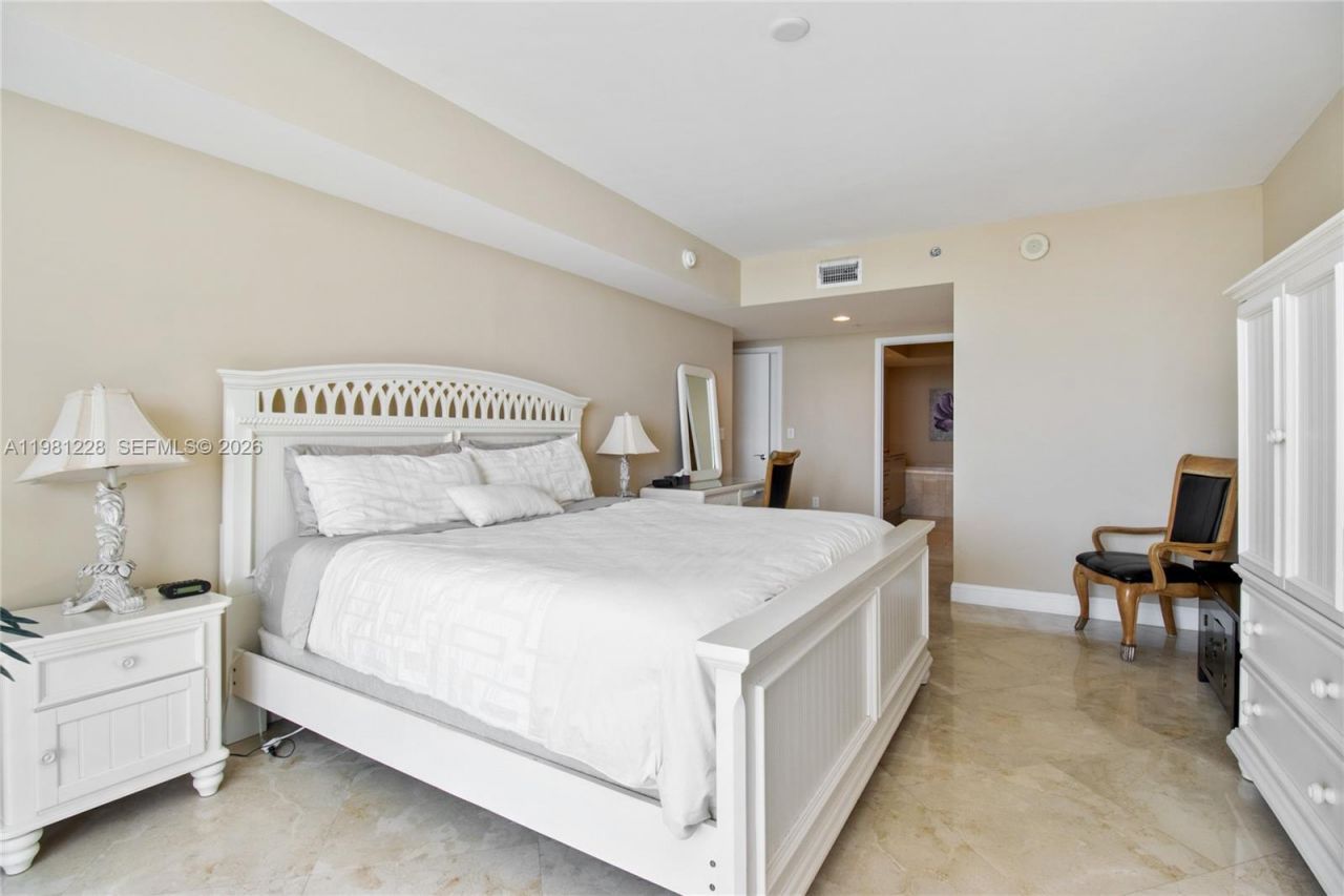 1830 S Ocean Dr, Unit 4606, Hallandale Beach, FL 33009 Photo