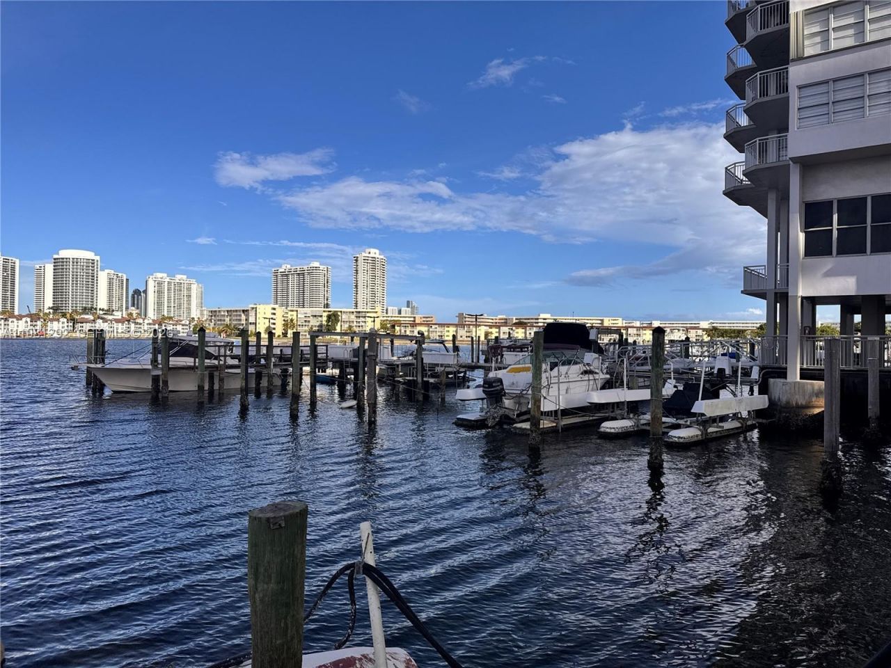 2750 NE 183rd St , Unit 2103, Aventura, FL 33160 Photo