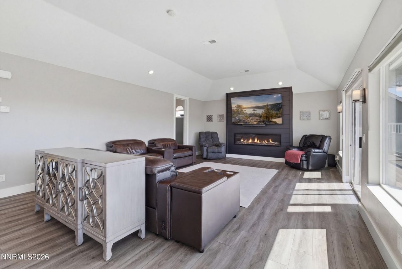 1717 Devon Court, Minden, NV 89423 Photo