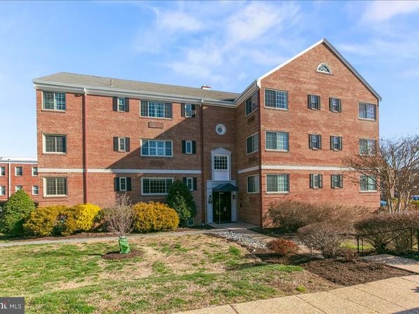 820 A WASHINGTON STREET S, Unit 327, ALEXANDRIA, VA 22314