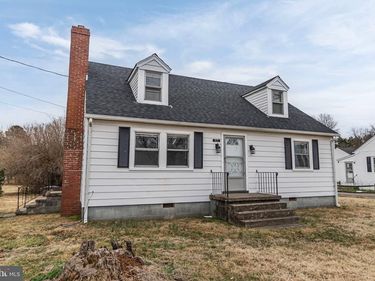 101 LYDE AVENUE, LOUISA, VA 23093