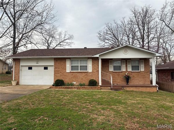 1723 Sunset Drive , Poplar Bluff, MO 63901
