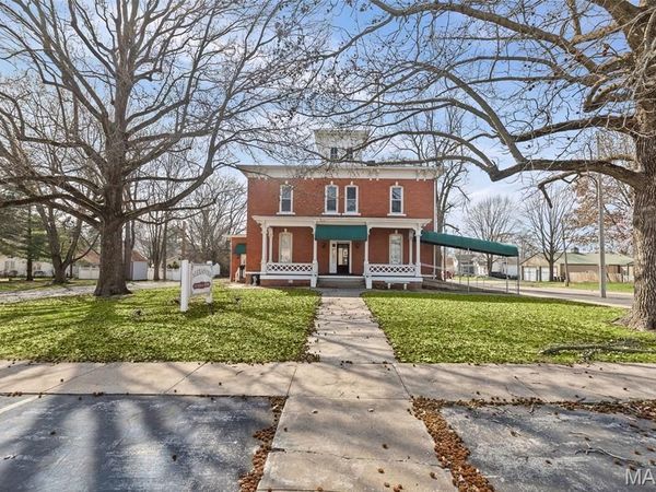 108 N Liberty Street, Jerseyville, IL 62052