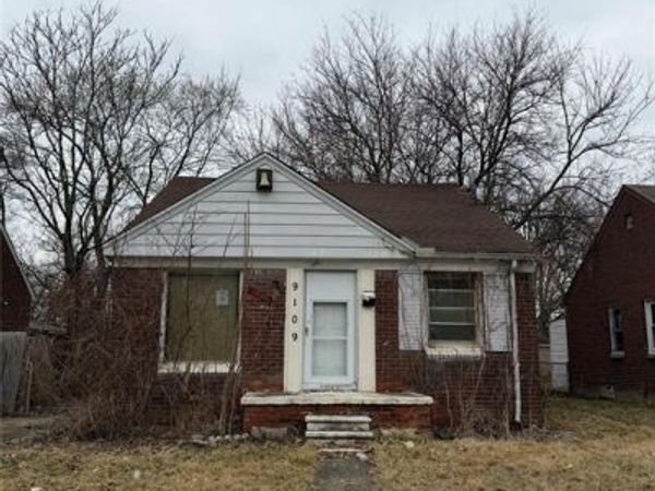 9109 Stahelin Avenue, Detroit, MI 48228