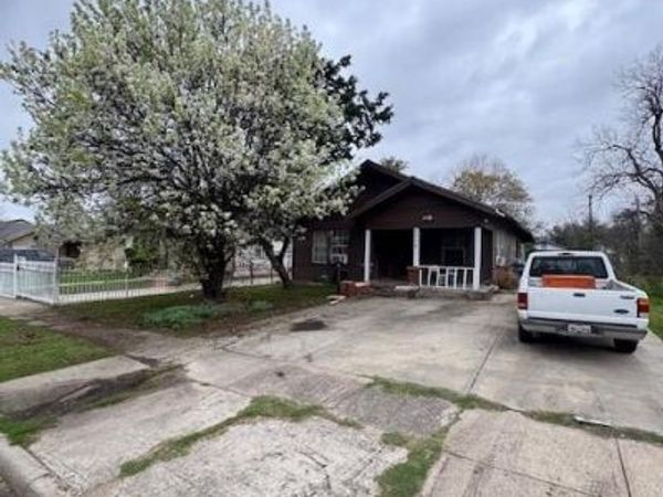 3115 Reynolds Avenue, Dallas, TX 75223