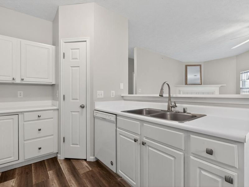 147 Saddlebrook Lane, Unit 583, Florence, KY 41042 Photo 3