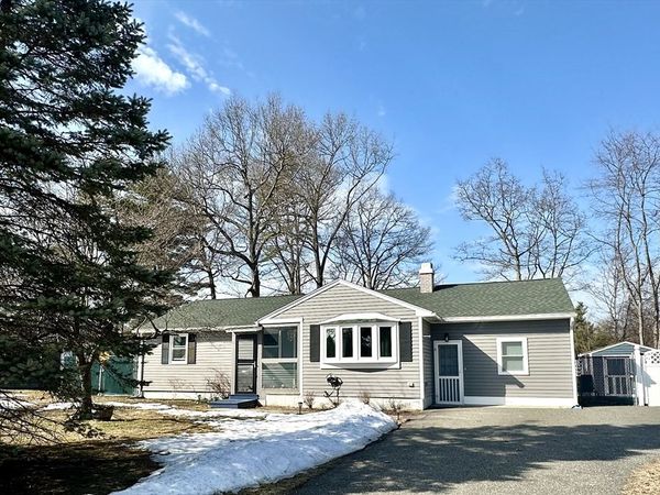 14 Melinda Ln, Easthampton, MA 01027