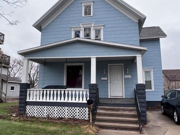 1009 PIERCE AVENUE, Marinette, WI 54143