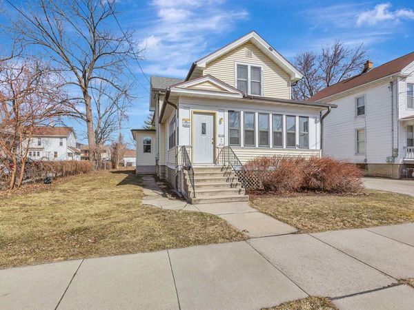 514 W IRVING AVENUE, Oshkosh, WI 54901