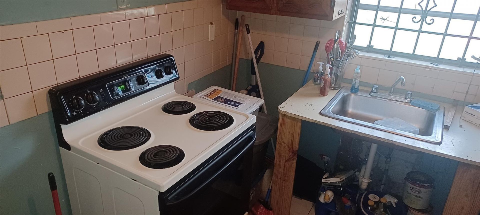 4195 NW 165th Street, Miami Gardens, FL 33054 Photo