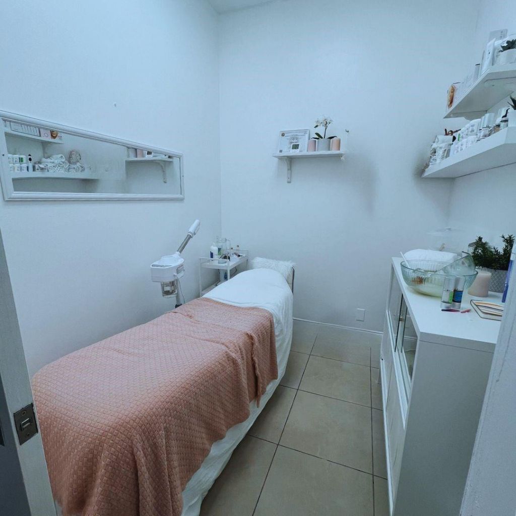 Please Call For Address, Pembroke Pines, FL 33025 Photo