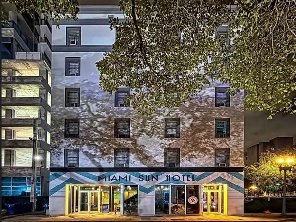 228 NE 1st Avenue, Miami, FL 33132