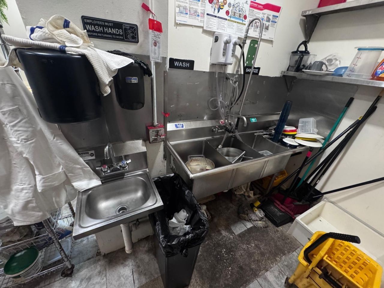 228 NE 1st Avenue, Miami, FL 33132 Photo