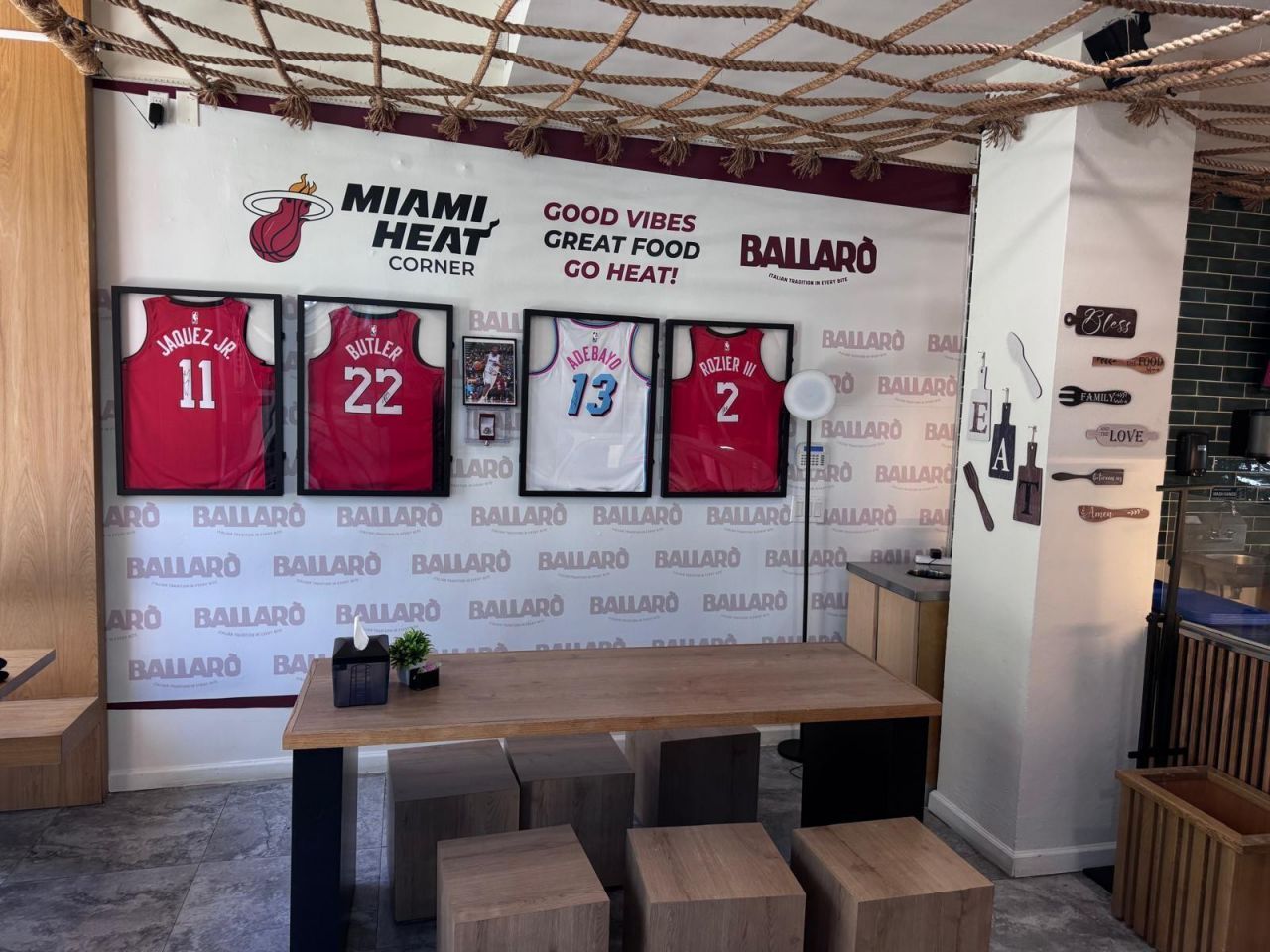 228 NE 1st Avenue, Miami, FL 33132 Photo