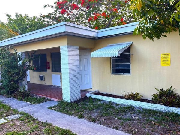 2101 SE 4th Avenue, Fort Lauderdale, FL 33316