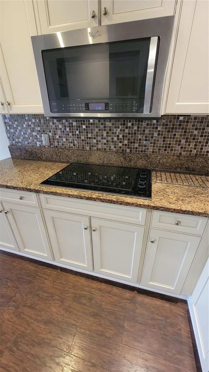 3048 E Sunrise Lakes Drive, Unit 217, Sunrise, FL 33322 Photo