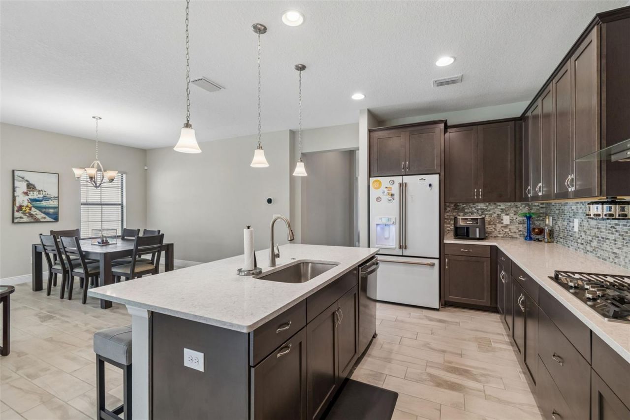 12453 Horseshoe Bend Drive, Lithia, FL 33547 Photo