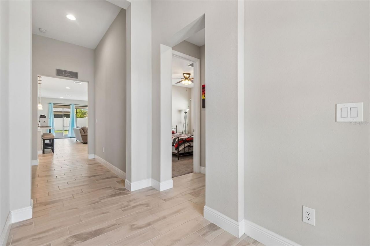 12453 Horseshoe Bend Drive, Lithia, FL 33547 Photo