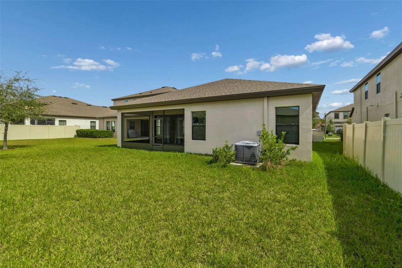 12453 Horseshoe Bend Drive, Lithia, FL 33547 Photo