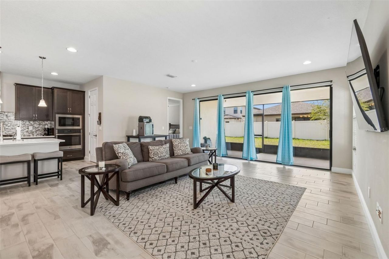 12453 Horseshoe Bend Drive, Lithia, FL 33547 Photo