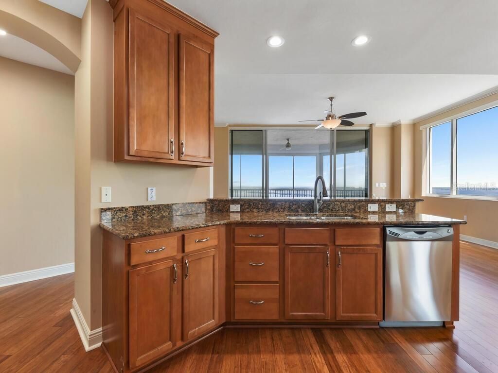 2104 W 1st Street , Unit 2304, Fort Myers, FL 33901 Photo