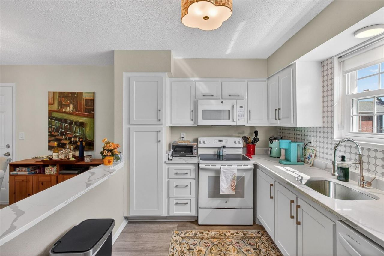 3824 37th Street S, Unit 67, Saint Petersburg, FL 33711 Photo