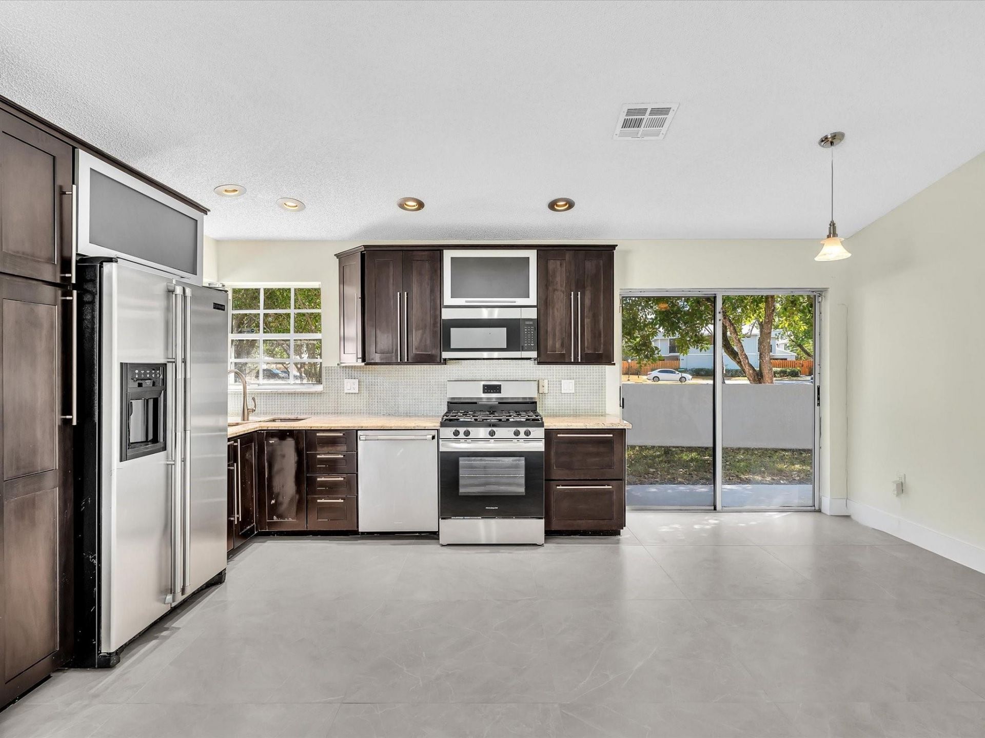 13400 NW 5th Court, Plantation, FL 33325 Photo