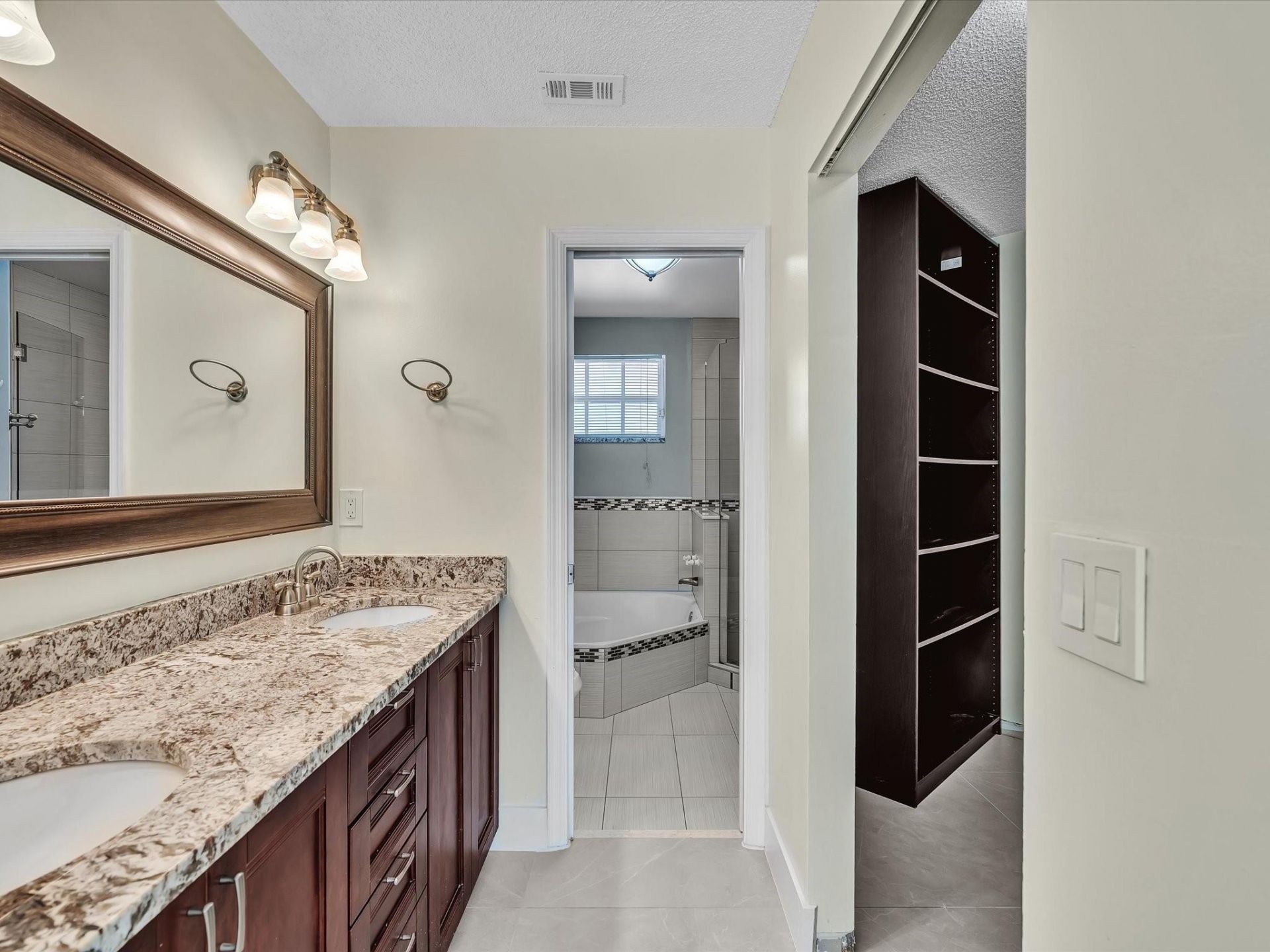 13400 NW 5th Court, Plantation, FL 33325 Photo