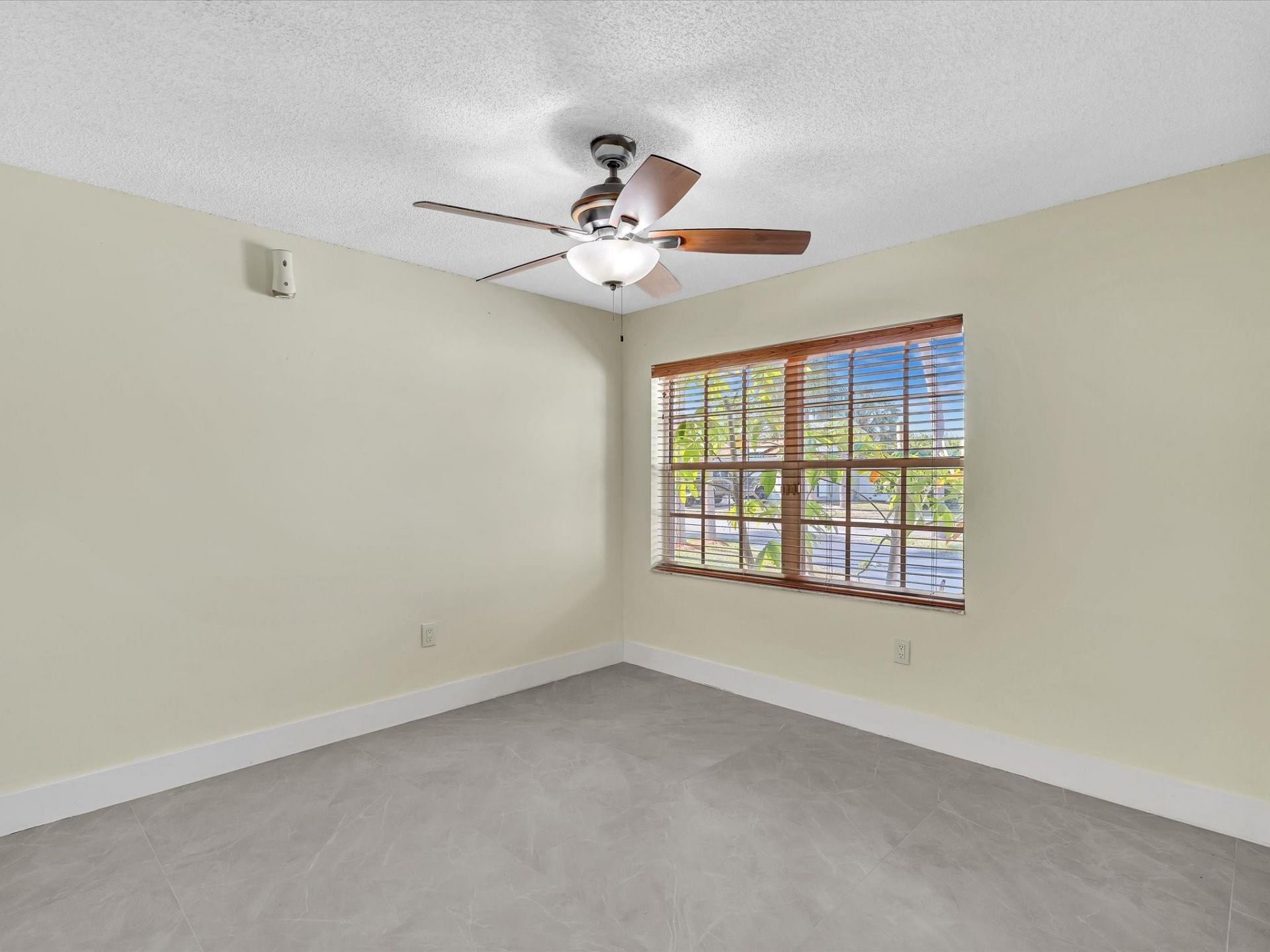 13400 NW 5th Court, Plantation, FL 33325 Photo