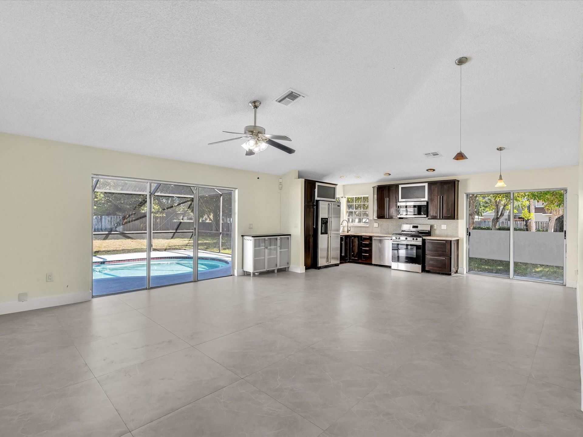 13400 NW 5th Court, Plantation, FL 33325 Photo