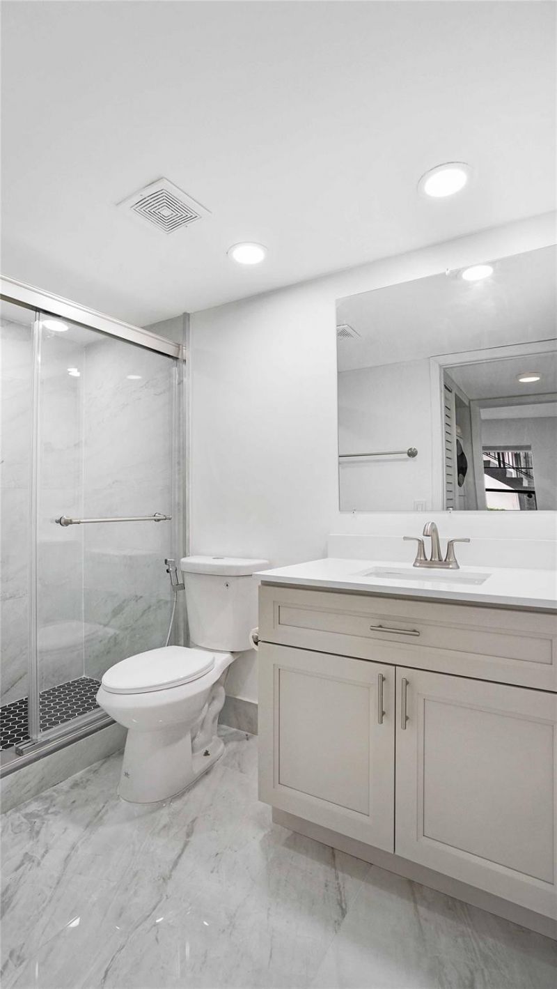 9466 Boca Cove Circle, Unit 303, Boca Raton, FL 33428 Photo