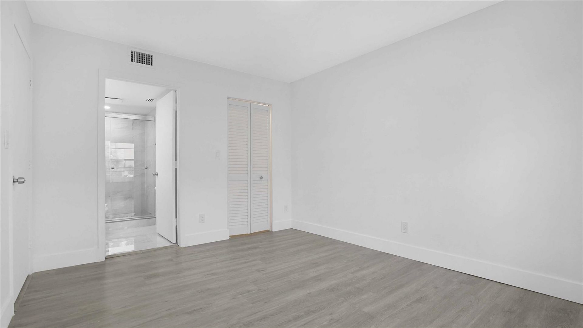 9466 Boca Cove Circle, Unit 303, Boca Raton, FL 33428 Photo