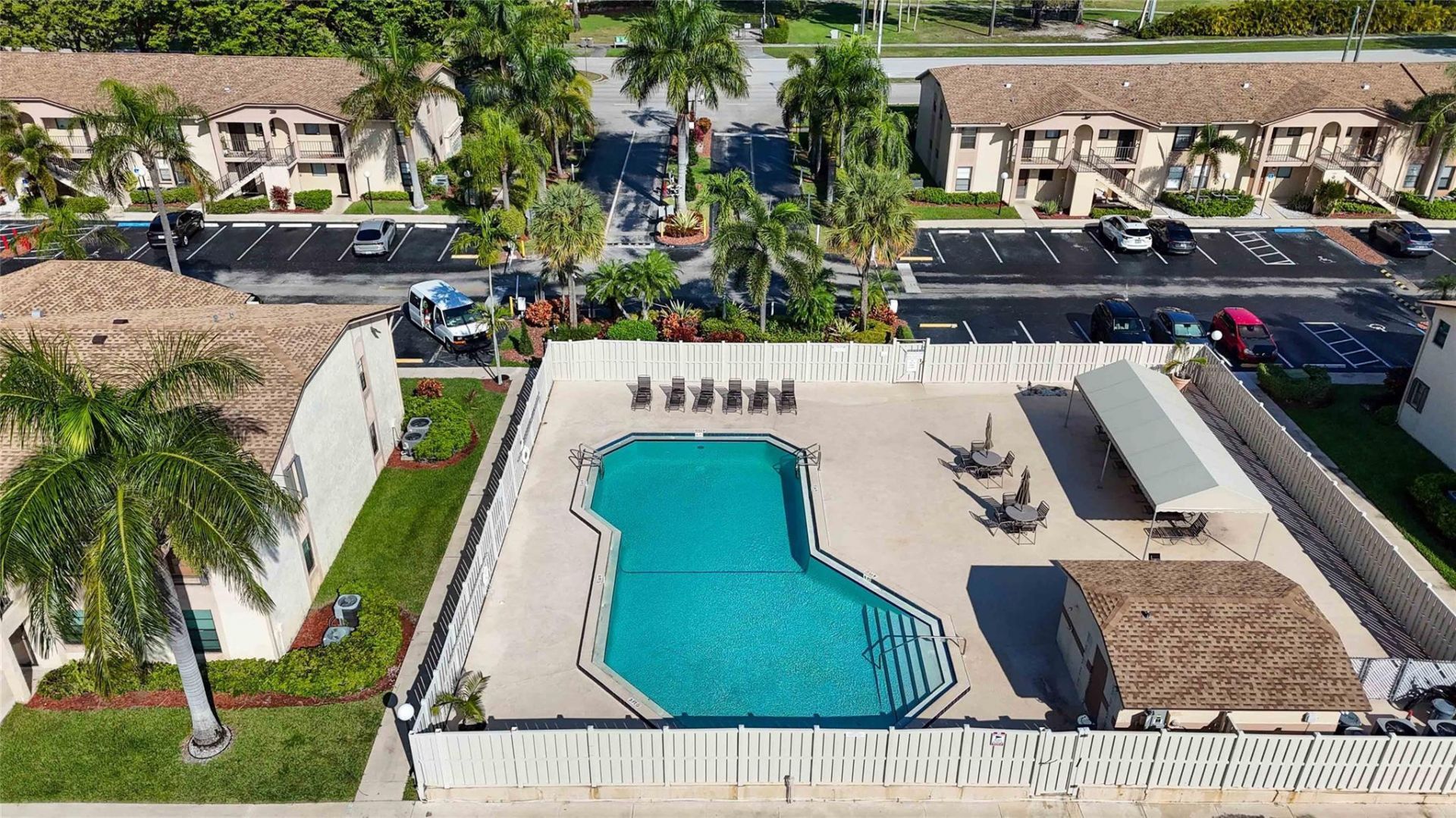 9466 Boca Cove Circle, Unit 303, Boca Raton, FL 33428 Photo