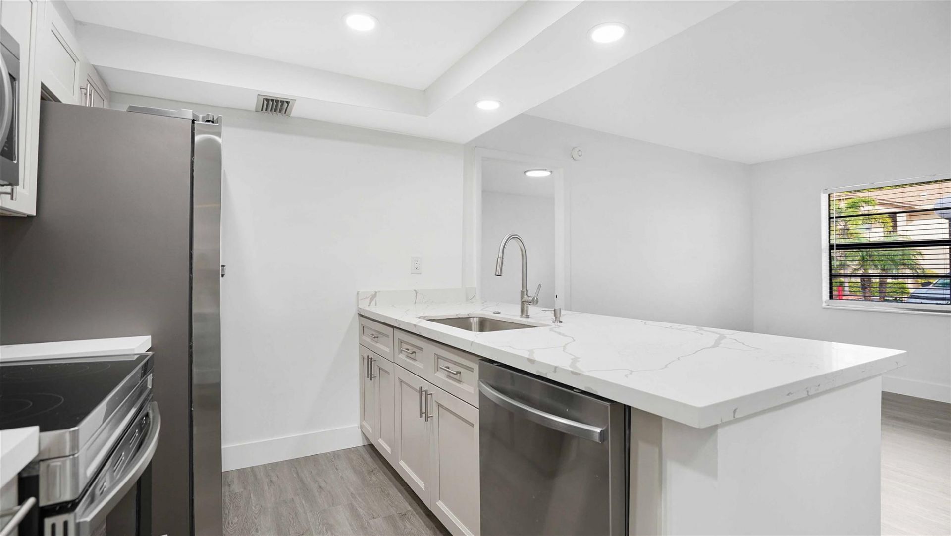 9466 Boca Cove Circle, Unit 303, Boca Raton, FL 33428 Photo