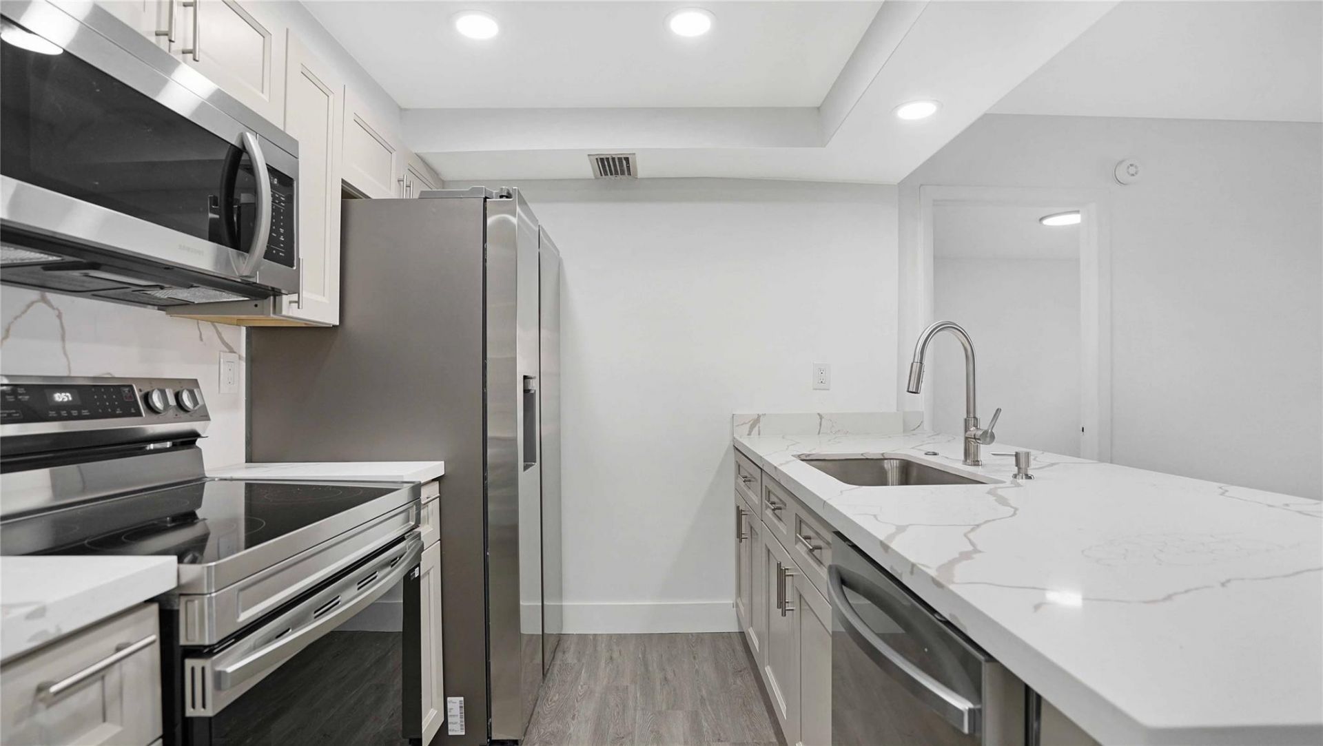 9466 Boca Cove Circle, Unit 303, Boca Raton, FL 33428 Photo