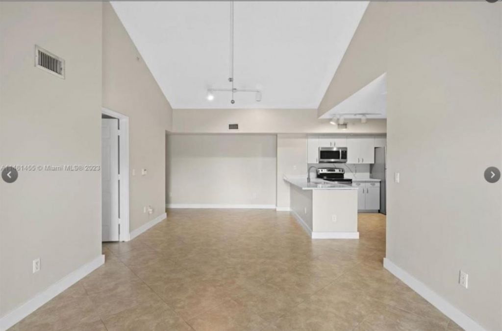 2640 S University Drive, Unit 307, Davie, FL 33328 Photo