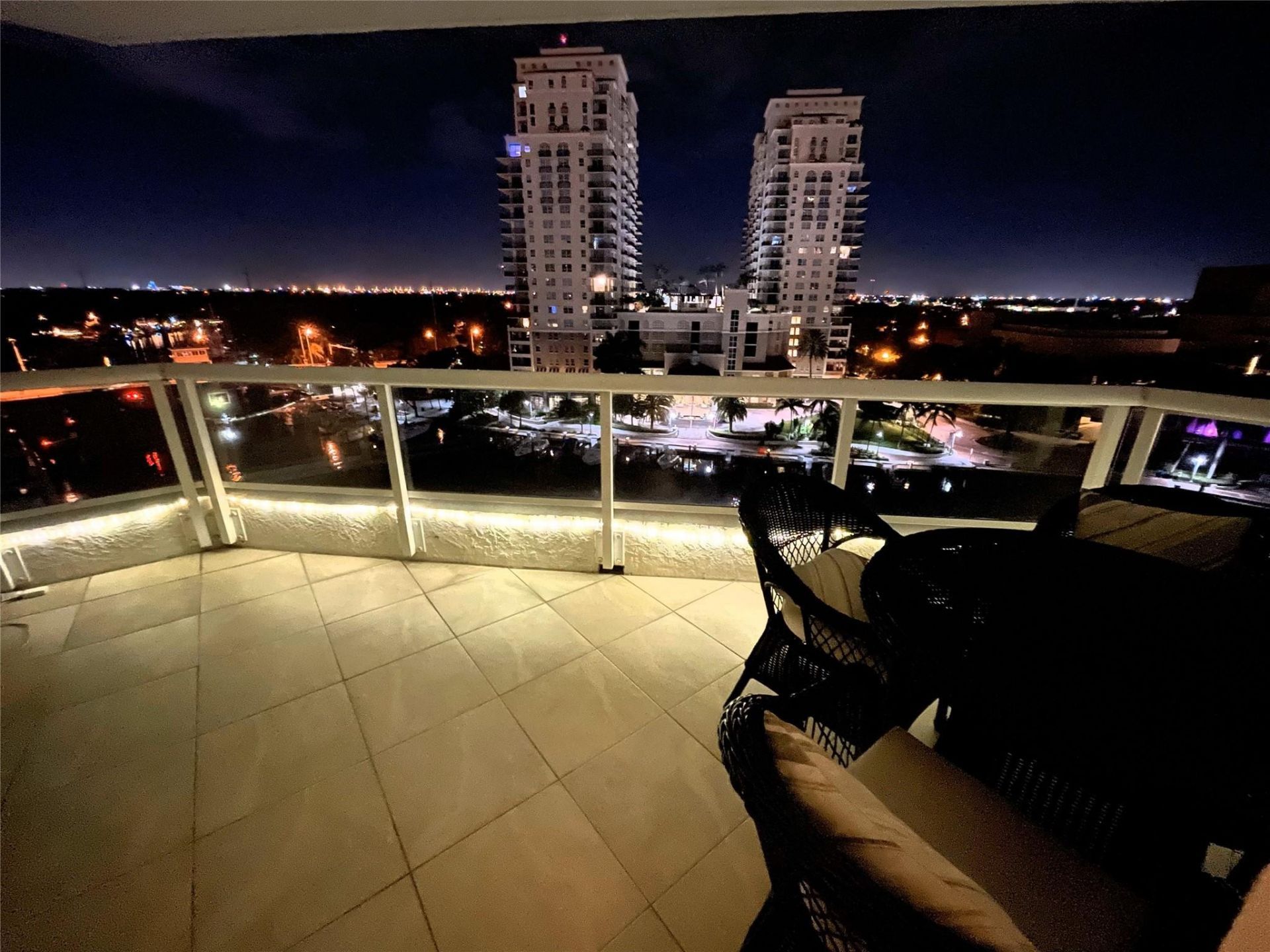 401 SW 4th Avenue, Unit 906, Fort Lauderdale, FL 33315 Photo