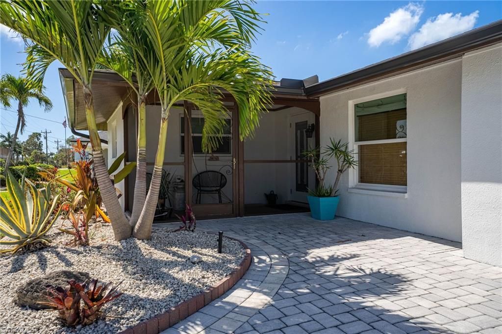 5714 SW 1st Ct, Cape Coral, FL 33914 Photo