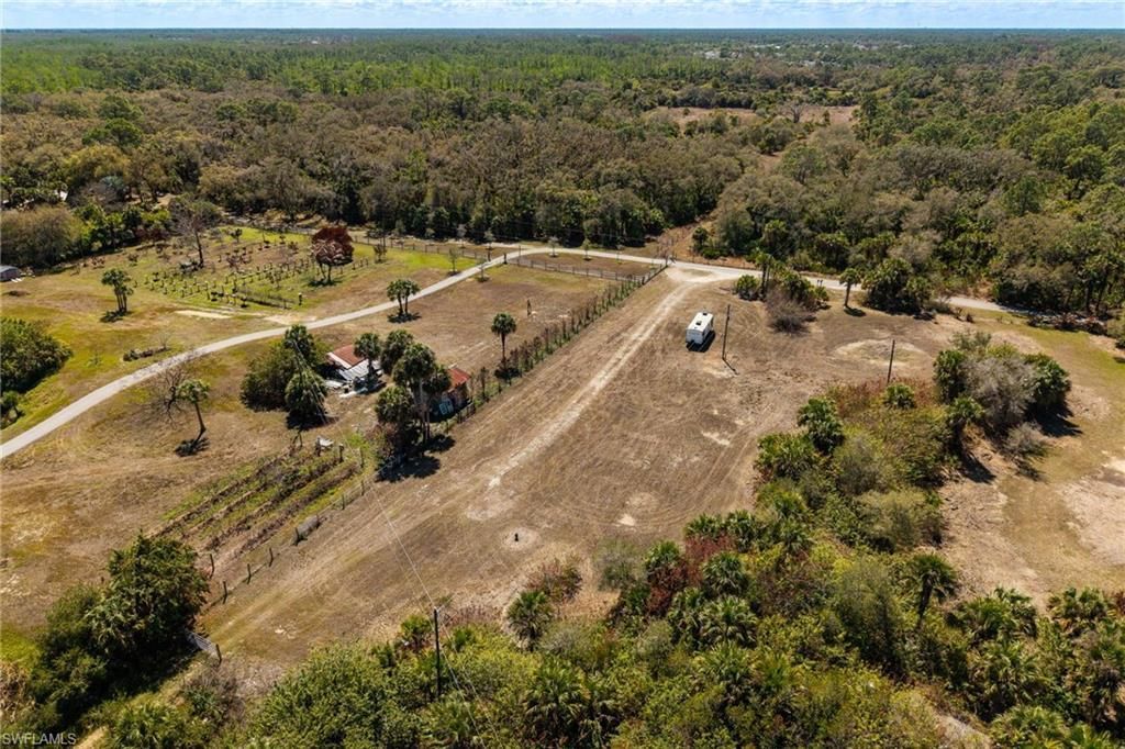 18890 Fox Run Rd, Alva, FL 33920 Photo