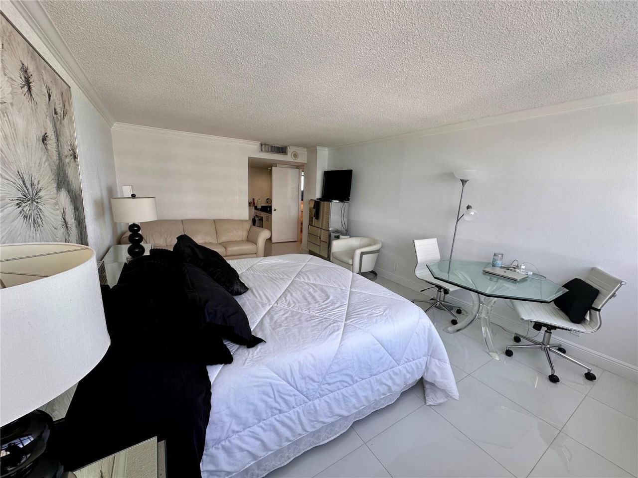 1880 S Ocean Drive, Unit Ts705, Hallandale Beach, FL 33009 Photo