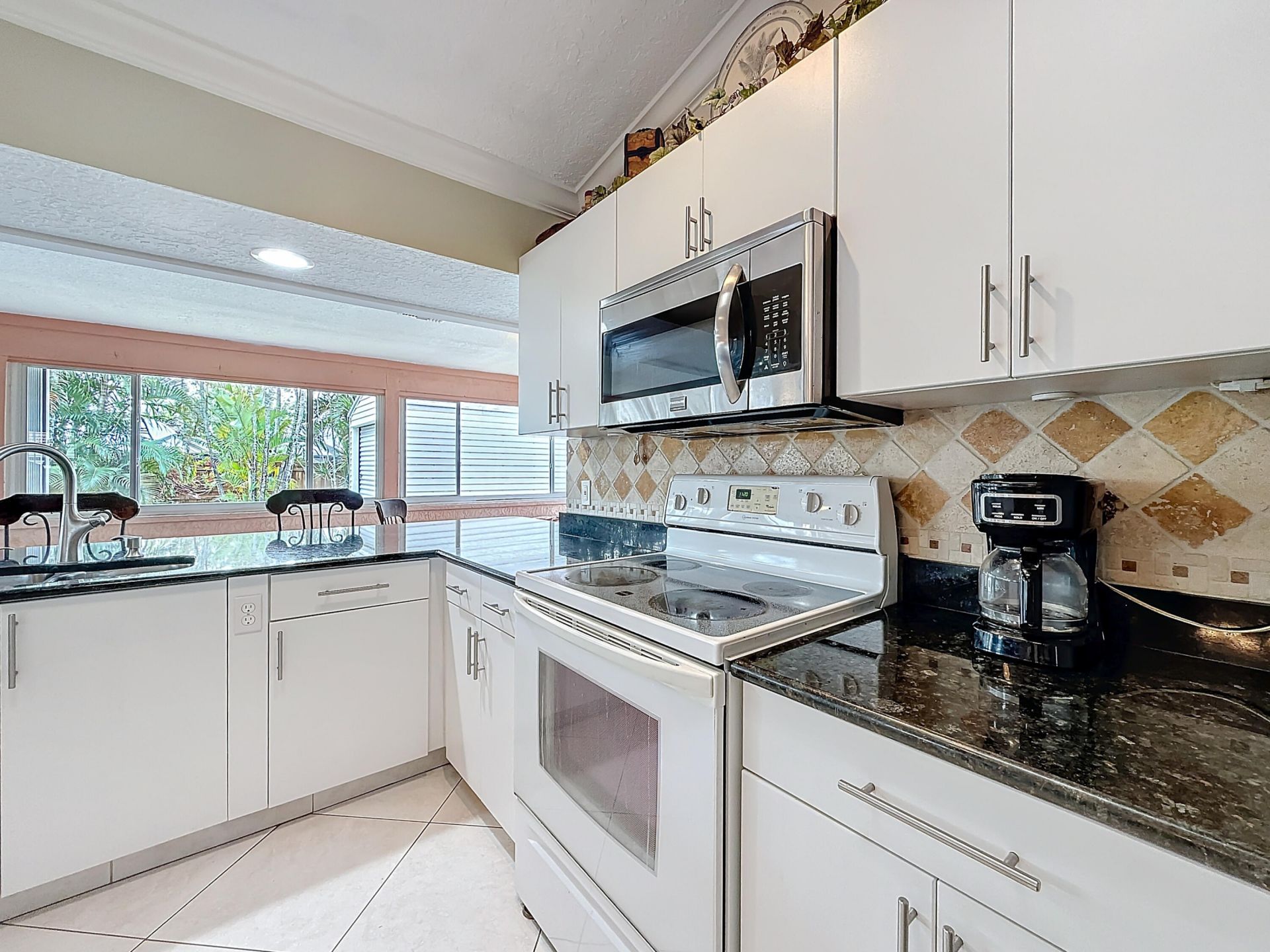 2686 SW Fairgreen Road, Port Saint Lucie, FL 34987 Photo