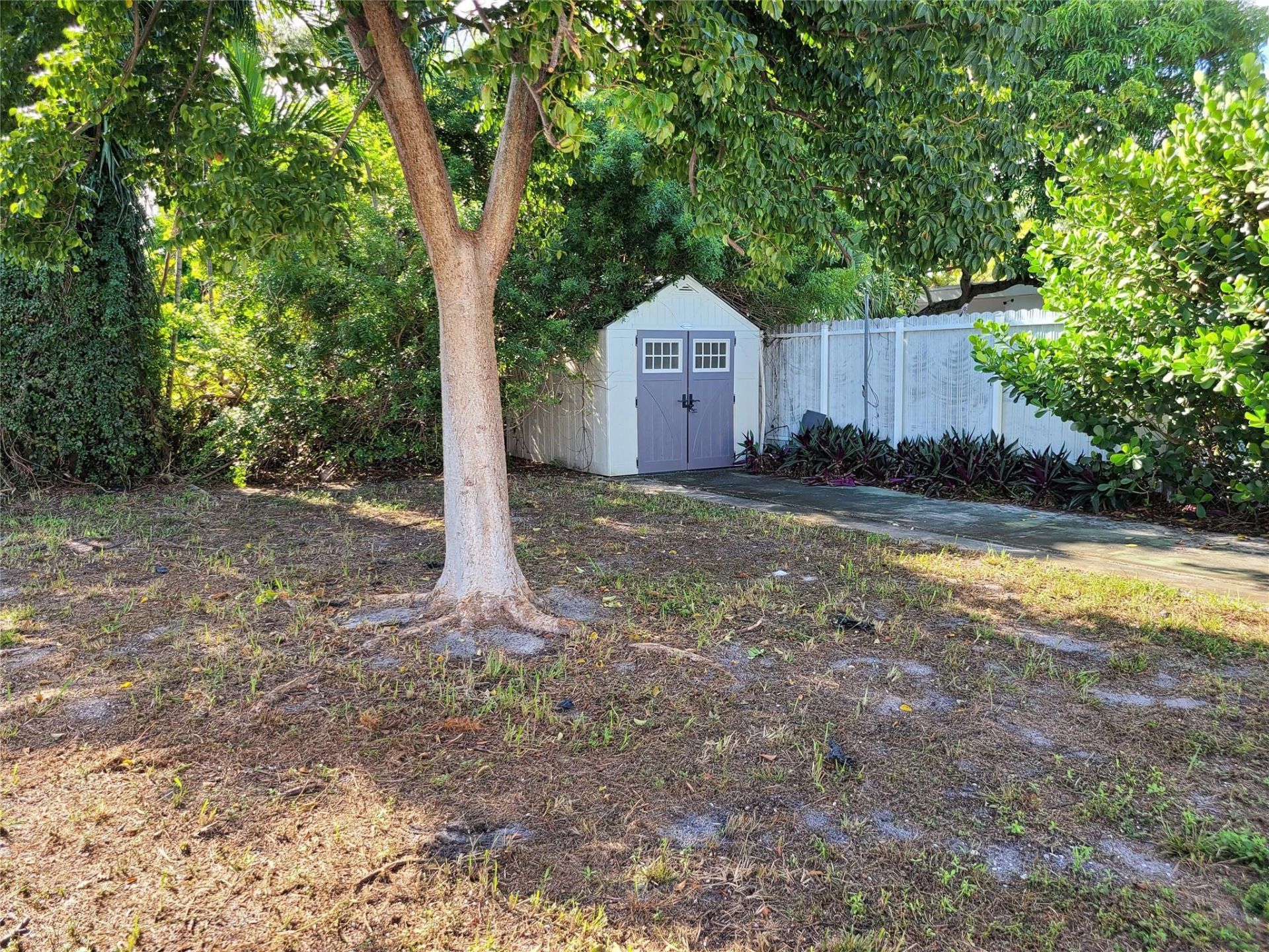 119 10 Street, Hallandale Beach, FL 33009 Photo